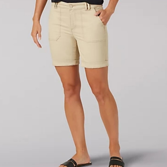 LEE REGULAR FIT WALKSHORT IN SAFARI Size 18 - Picture 1 of 8